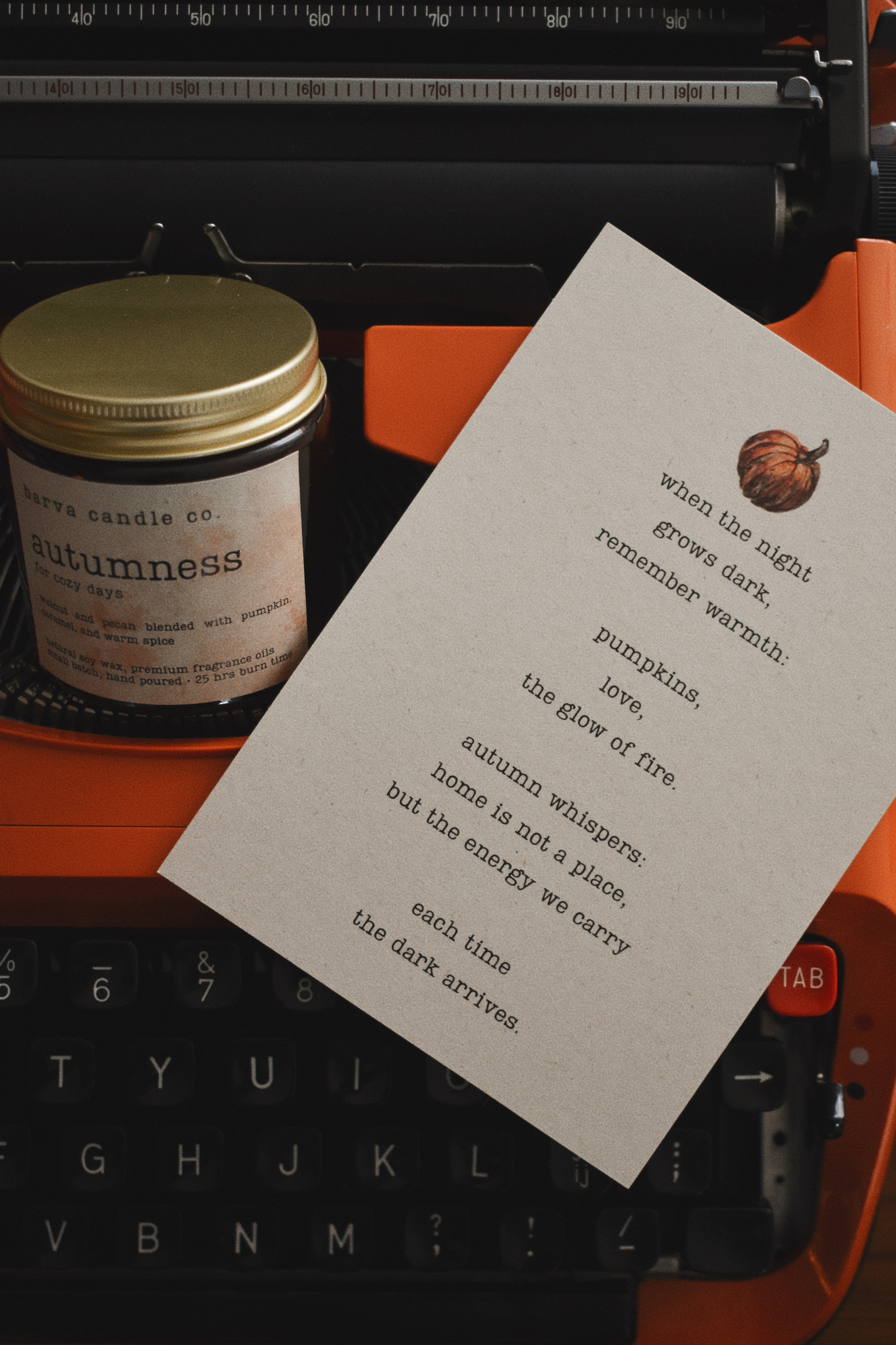 autumness candle: for cozy days